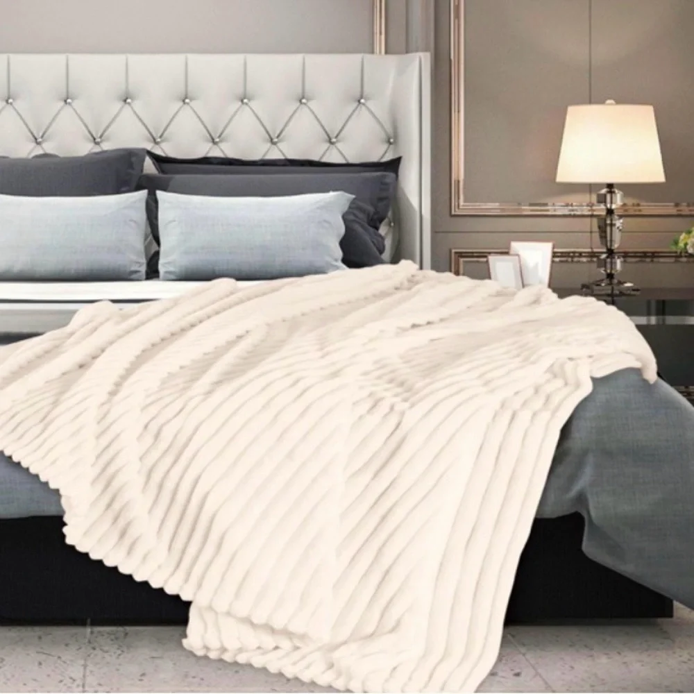 Elegant Tan Ribbed Premium Throw Blanket